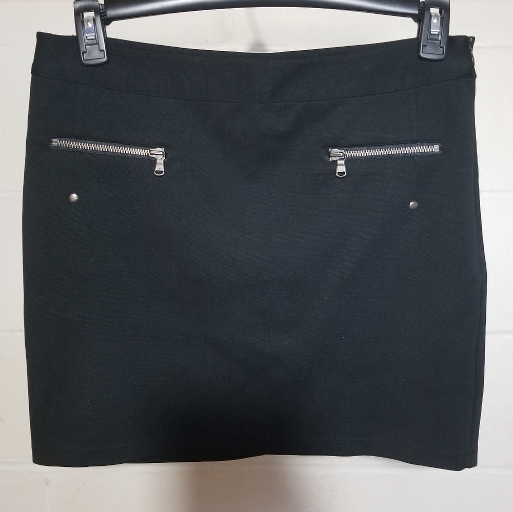 DKNY Jeans Ladies Skirt Size 6